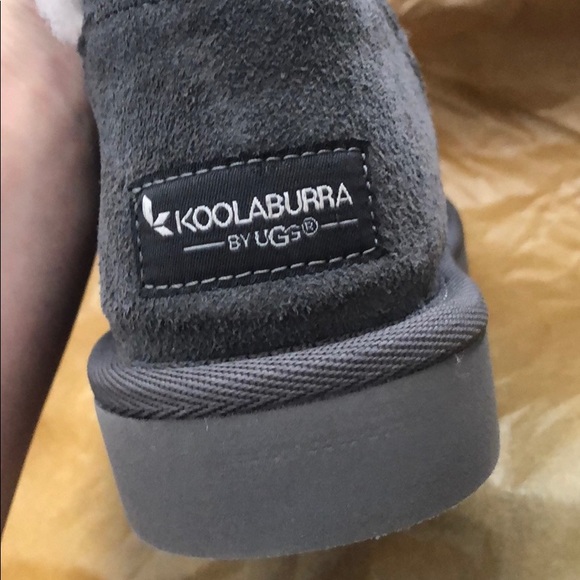 uggs - Picture 3 of 5